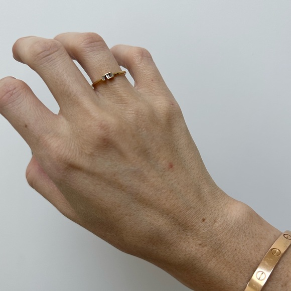 Gold ring with baguette diamonds - Picture 3 of 3